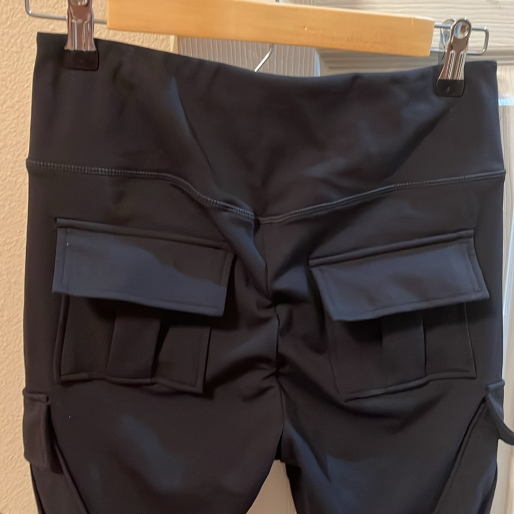 HALARA cargo leggings